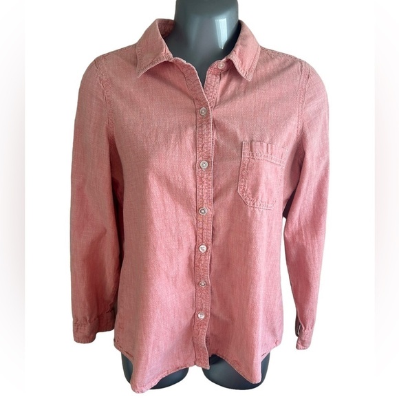 Old Navy Button Down Long Sleeve Shirt • Used • Size: XS - Picture 2 of 6